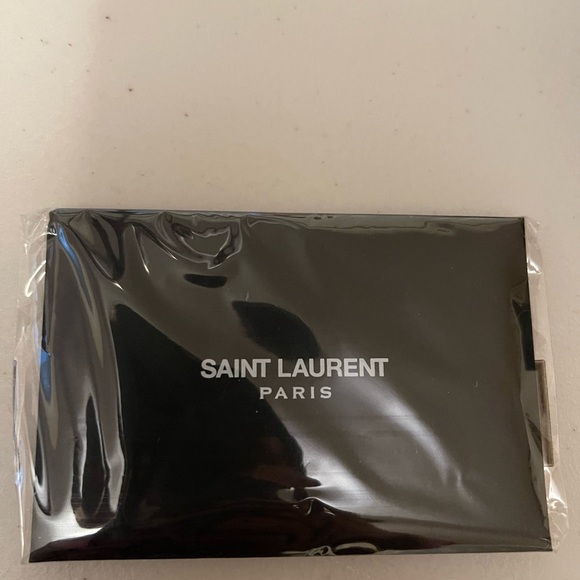 Brand new Saint Laurent Monogramme Round Bag in Cream soft - Picture 4 of 4